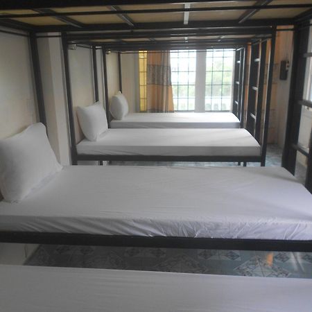 Hue Boutique Homestay Exterior photo