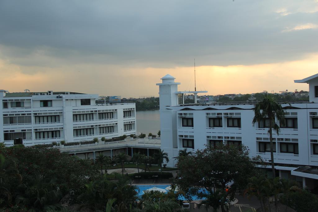 Hue Boutique Homestay Exterior photo