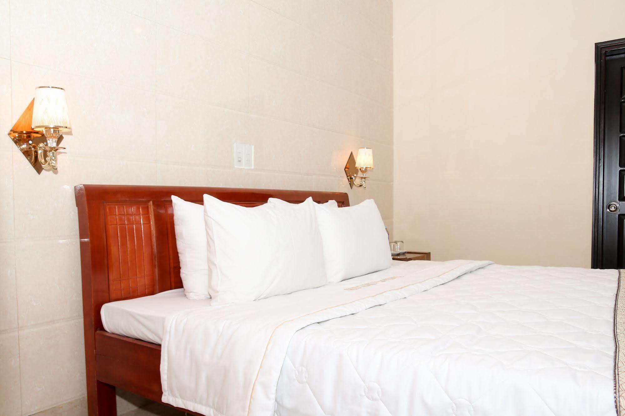 Hue Boutique Homestay Exterior photo
