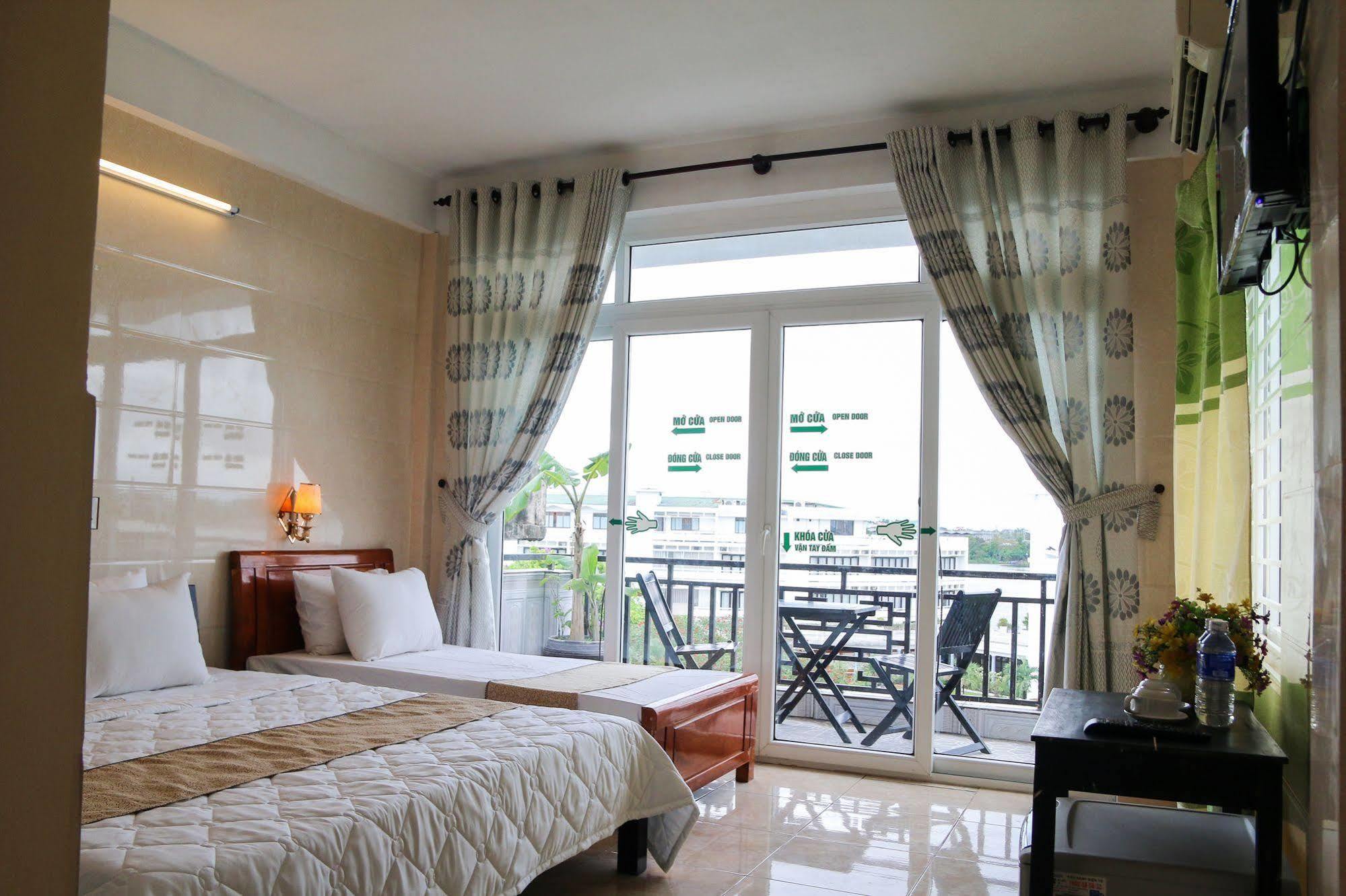 Hue Boutique Homestay Exterior photo